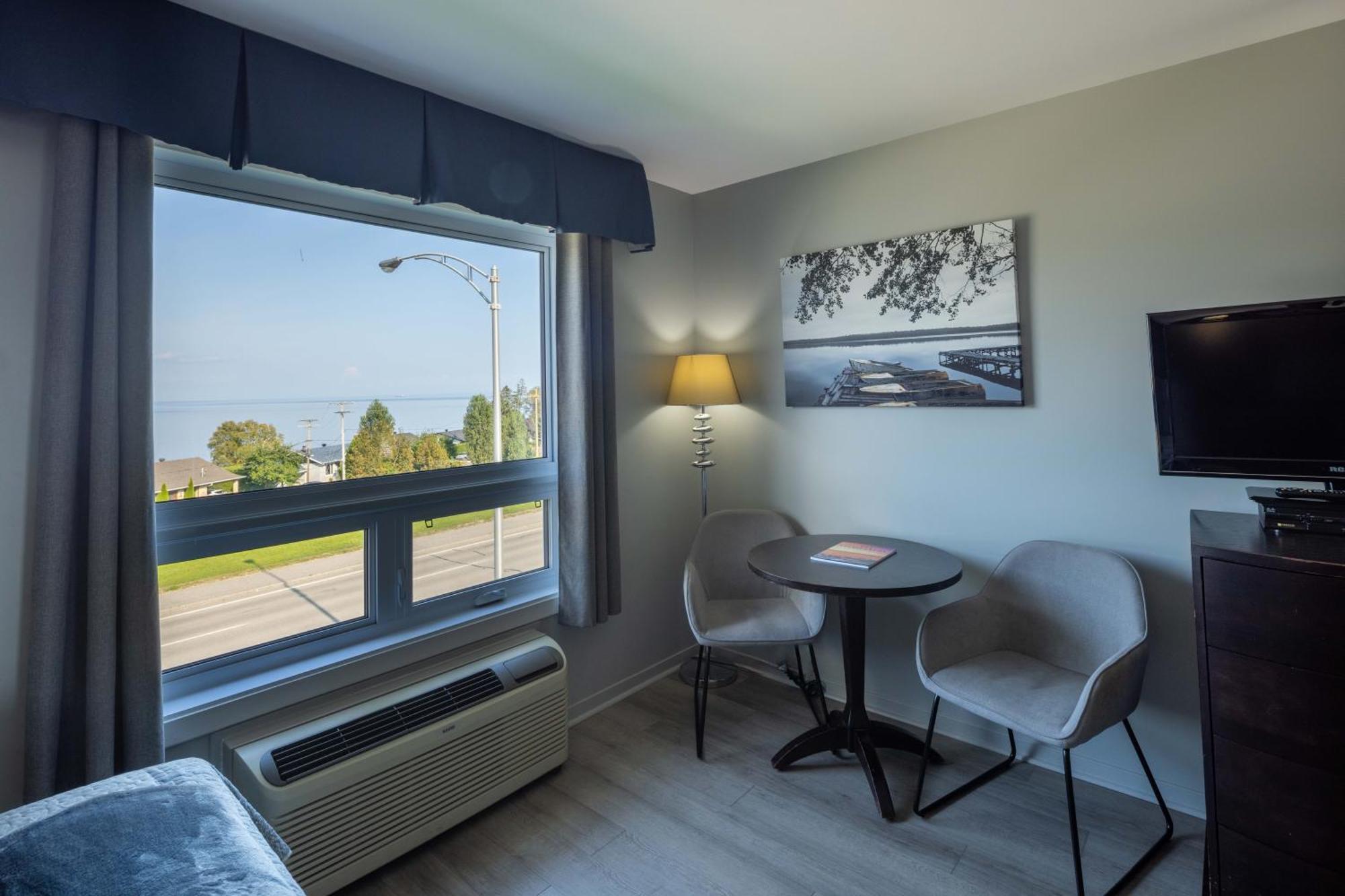Motel Le Point De Vue ラ・マルベー エクステリア 写真